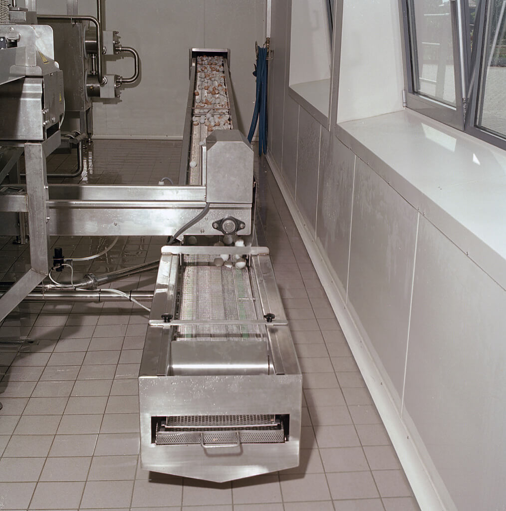 Eggshell conveyor1